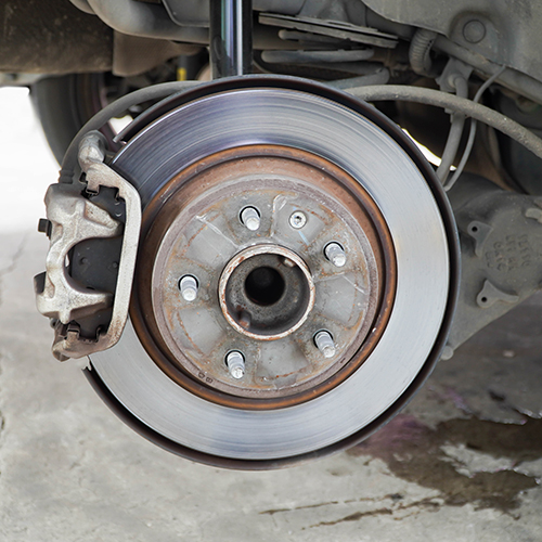 Disc brake of the vehicle for repair,Seal a leaking car tire.